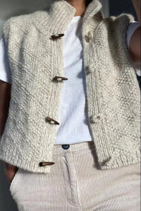 Modern Sleeveless Vest with Architectural Seams for Effortless Style 1