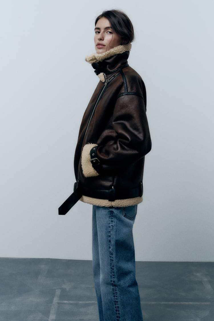 Modern Water-Repellent Jacket for Stylish Winter Comfort 2