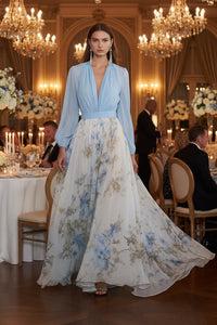 Maxikleid mit transparentem Oberteil und floralem Muster in Himmelblau
