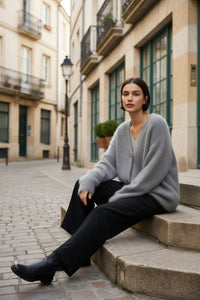 Oversized Button-Up Cardigan for Cozy Elegance and Versatility 3