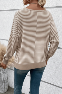 Oversized Long Sleeve Top for Effortless Urban Style and Comfort 2