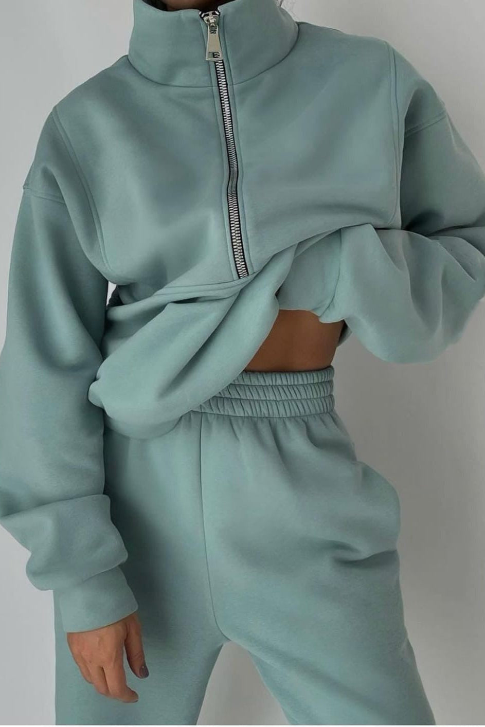 Oversized Loungewear Co-Ord Set with Half-Zip Pullover for Everyday Comfort 2