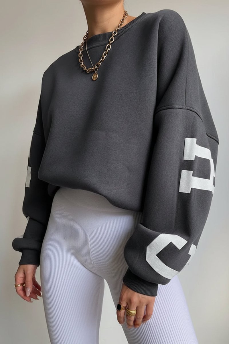 Oversized Sweatshirt with Statement Side Print for Effortless Style 4