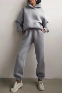 Relaxed Fit Hoodie and Sweatpants Set for Effortless Style and Comfort 5
