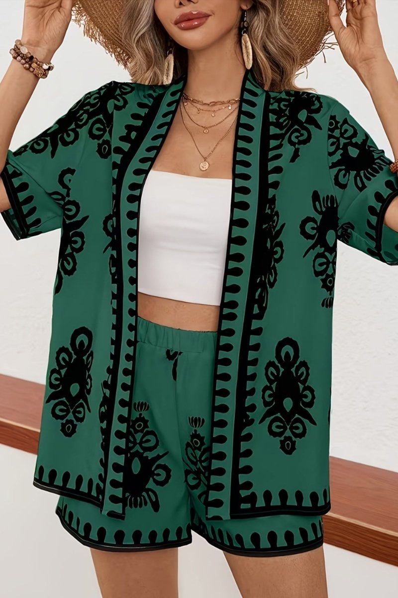 Relaxed Fit Resort Print Two Piece Set for Effortless Summer Style 6