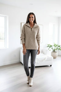 Ribbed Zip-Up Sweater for Everyday Comfort and Versatility 3
