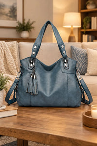 Spacious Shoulder Bag for Work and Daily Carrying
