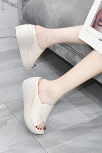 Thick Cushioned Summer Sandals