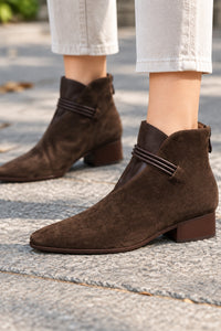 Pointed-Toe Boots