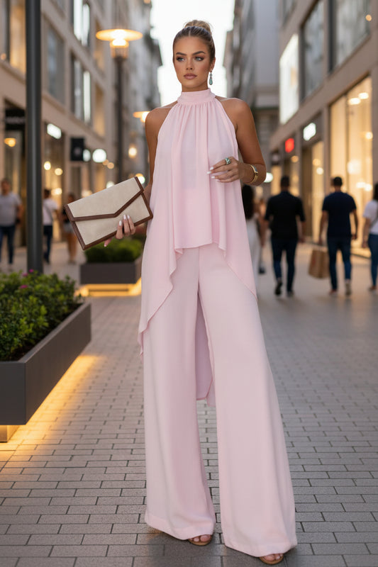 Verfeinertes Zweiteiler-Outfit mit modernem minimalistischen Charme