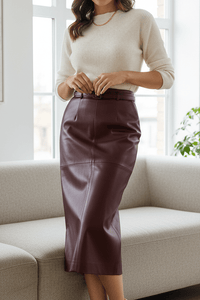 Sculpted Black Leather Pencil Skirt for Elegant Style and Flattering Fit 2