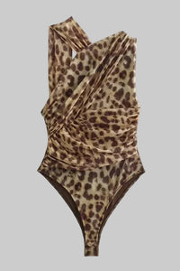 Sleek Leopard Print Bodysuit with Plunging V-Neck and Open Back Design 6