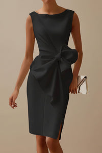 Sophisticated Sleeveless Black Cocktail Dress with Elegant Back Bow 9