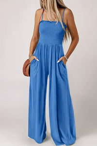 Sophisticated Western-Style Set with Cropped Jacket and Flare Trousers 3