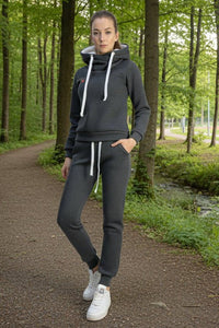 Sporty Tracksuit for Effortless Style and Comfort in Soft, Cozy Fabric 0