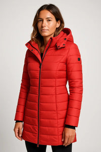 Stylish Black Puffer Jacket for Urban Winter Warmth and Comfort 7