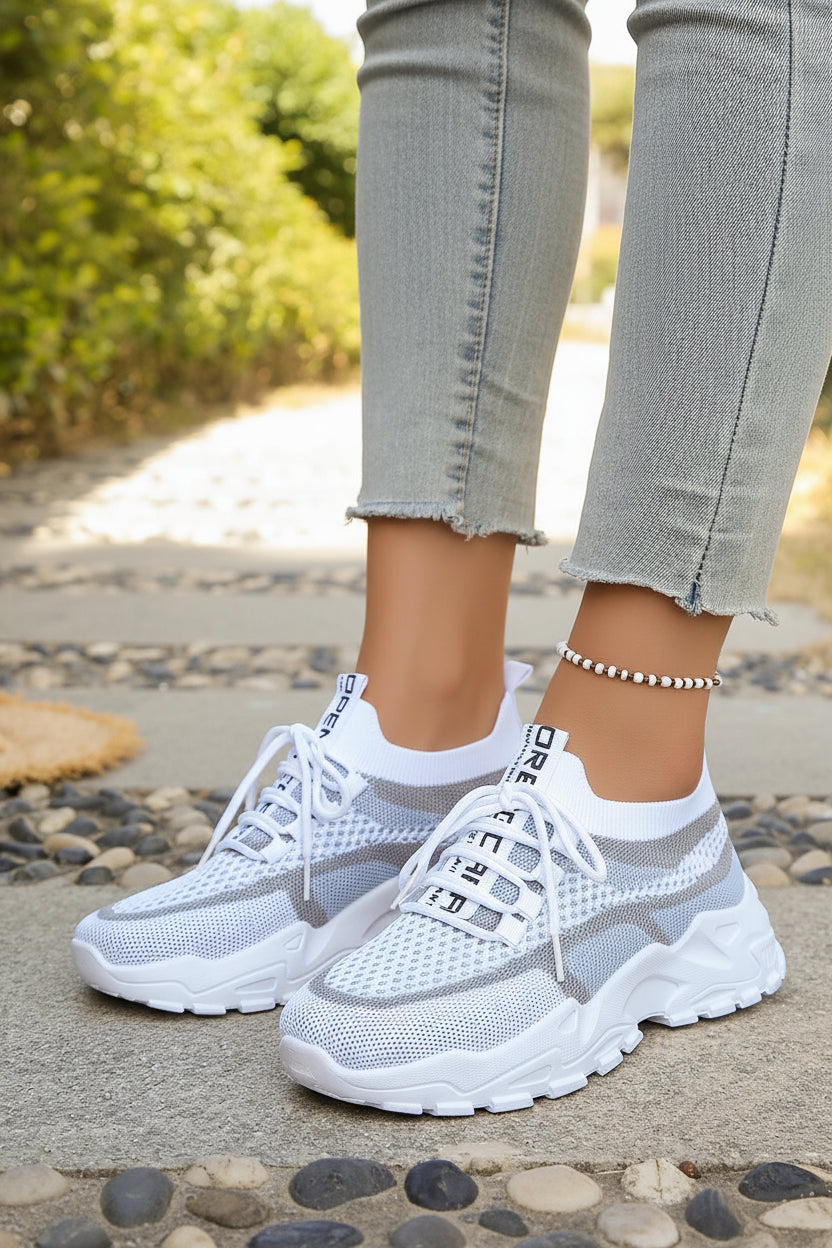 Stylish Casual Sports Shoes - Breathable Lightweight Design for Summer Wear 1