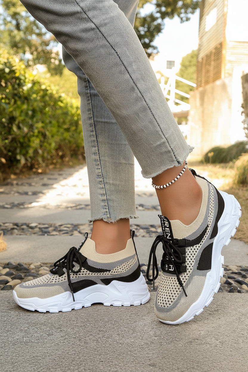 Stylish Casual Sports Shoes - Breathable Lightweight Design for Summer Wear 3