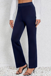 Timeless Straight-Leg Pants in Smooth Fabric for Effortless Versatility 5