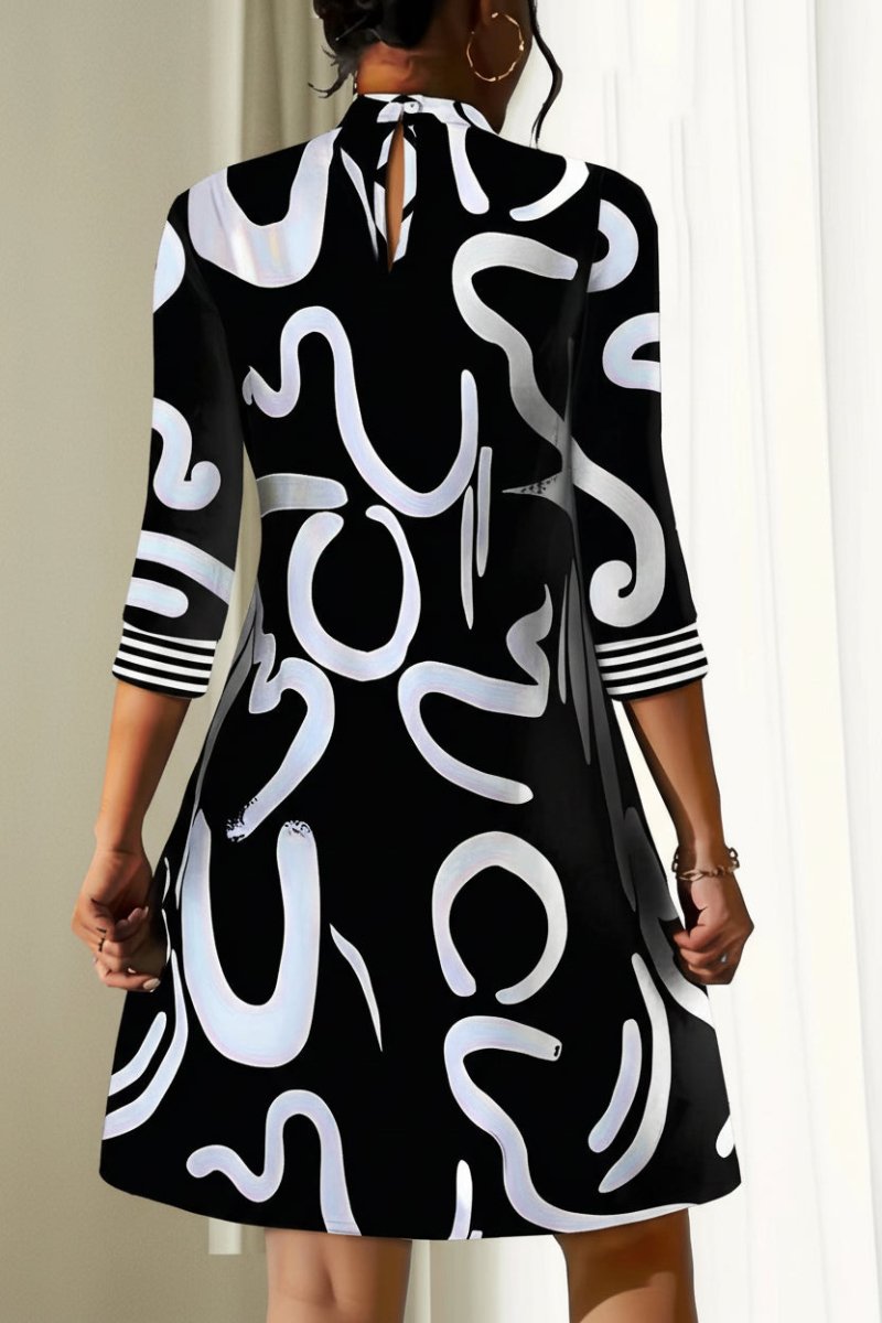 Trendy Print Dress with 3/4 Sleeves for Effortless Style and Comfort 2