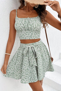 Urban Ruffle 2-Piece Set with Contoured Silhouette for Modern Elegance 2