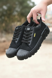 Versatile Green Canvas Sneakers - Durable Low Cut Design with Rubber Sole for Outdoor Work & Training 1
