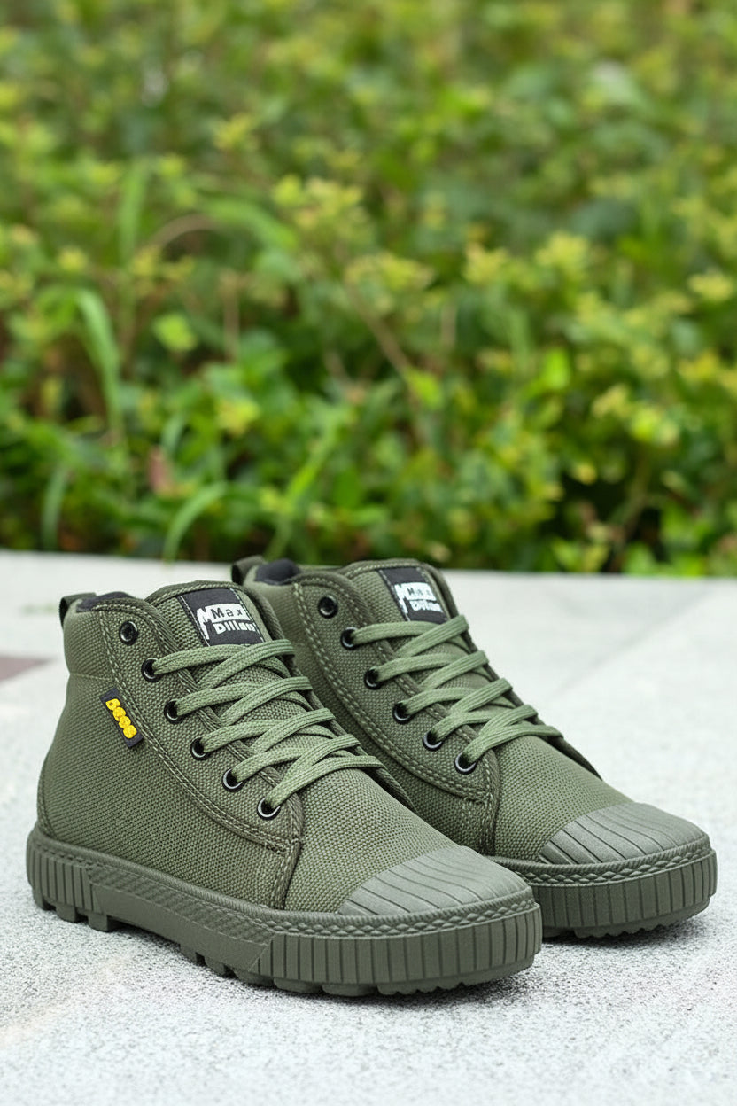 Versatile Green Canvas Sneakers - Durable Low Cut Design with Rubber Sole for Outdoor Work & Training 10
