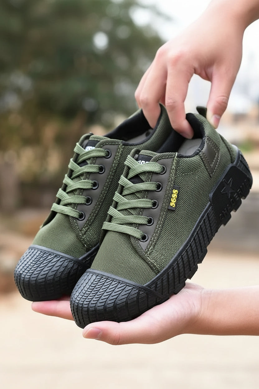 Versatile Green Canvas Sneakers - Durable Low Cut Design with Rubber Sole for Outdoor Work & Training 3