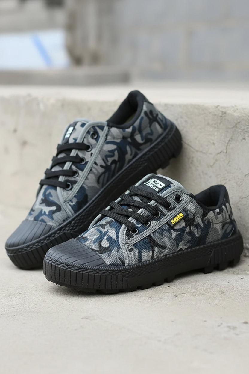 Versatile Green Canvas Sneakers - Durable Low Cut Design with Rubber Sole for Outdoor Work & Training 8