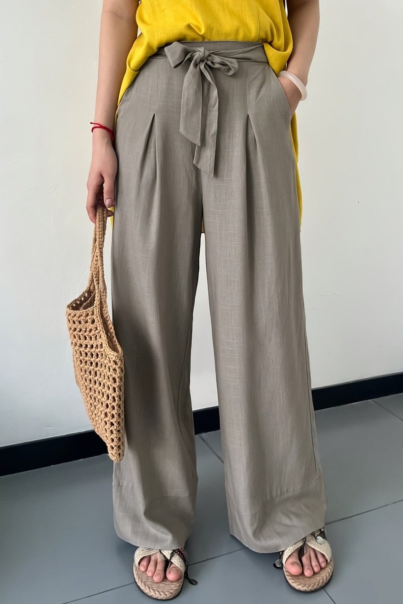 Versatile Linen Trousers with Pocket Detail for Effortless Work Style 0