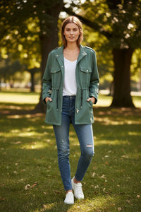 Versatile Utility Jacket for All-Season Comfort and Style 4