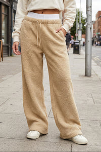 Relaxed Wide-Leg Pants