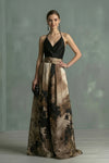 Refined Two-Piece Outfit with Modern Wide Leg Silhouette