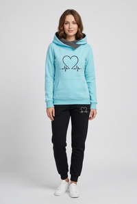 Aliya light-blue set worn by a European woman
