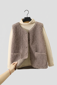 Kaylah light khaki gilet hanger studio preview