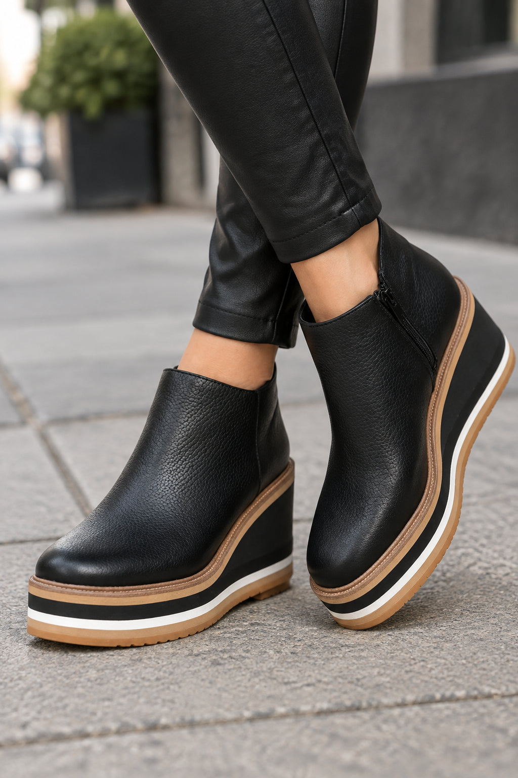 Fit Wedge Heel Ankle Boots