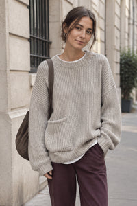 Relaxed Shape Oversized Pullover
