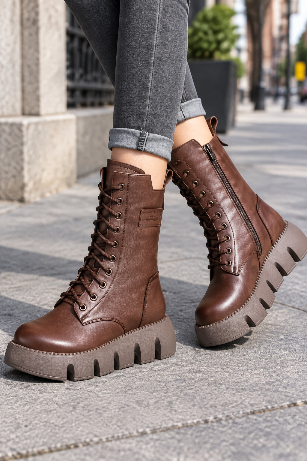 Chic Long Platform Boots for Effortless Street Style