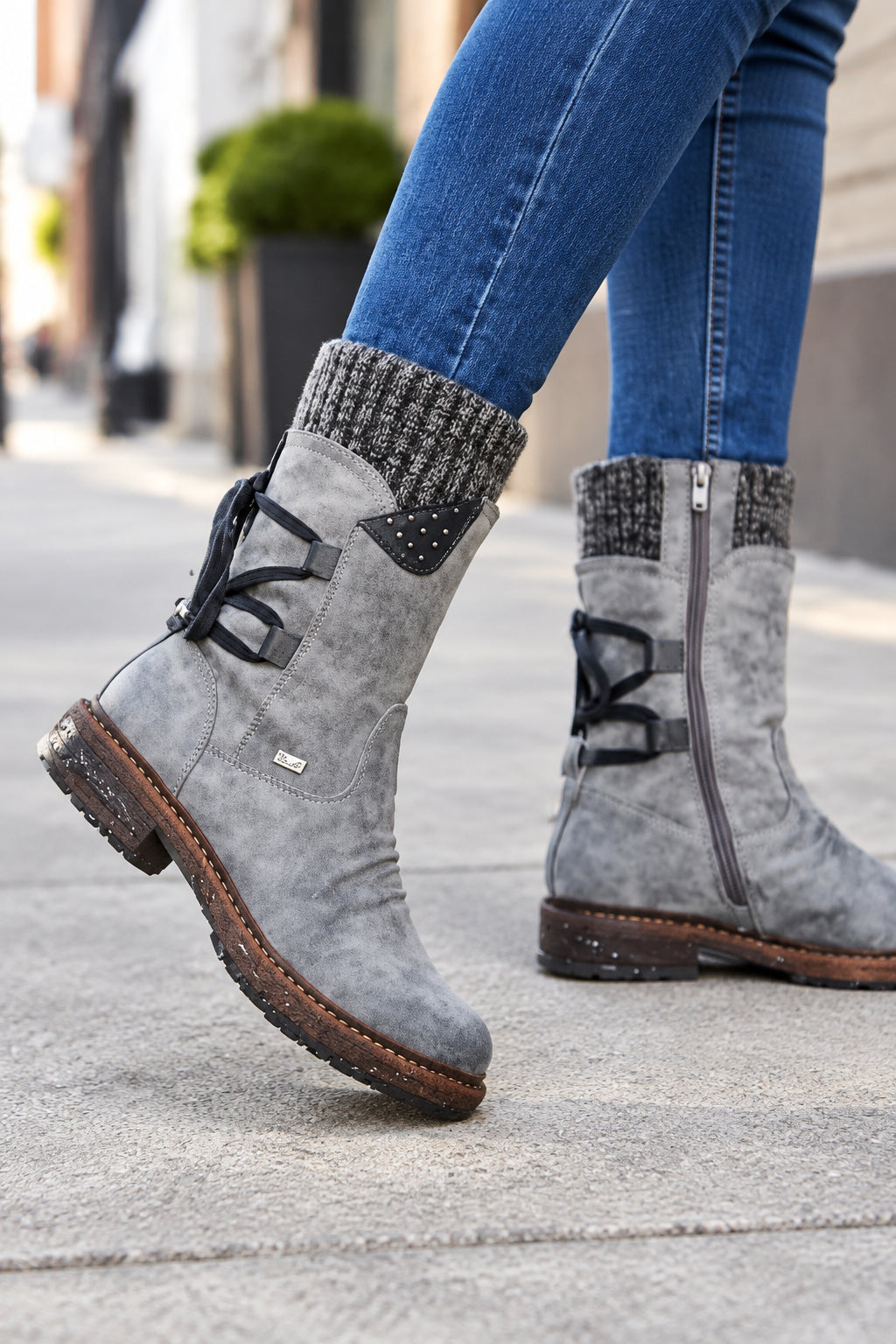 Women's Winter Boots With Zipper